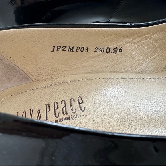 JOY & PEACE | Women's Minimalist High Heal Shoes Size 6/23 - Picture 3 of 3